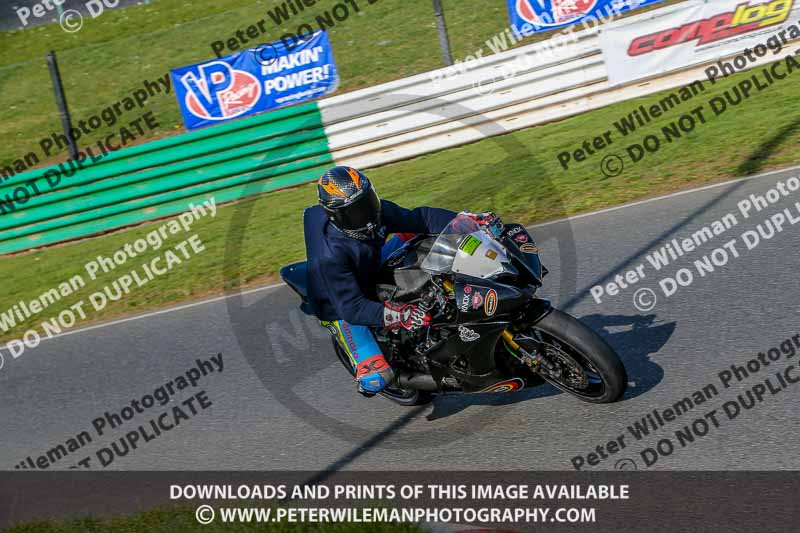 PJM Wedding Photography;enduro digital images;event digital images;eventdigitalimages;mallory park;mallory park photographs;mallory park trackday;mallory park trackday photographs;no limits trackdays;peter wileman photography;racing digital images;trackday digital images;trackday photos